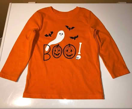 Photo of free 4T Long-sleeve Halloween Shirt (Near East/Union & Marquette) #1
