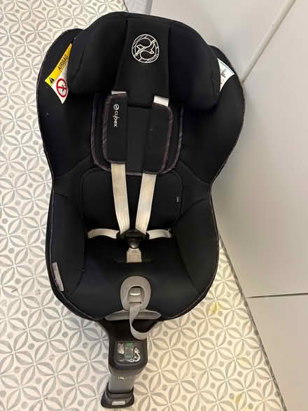 Photo of free Car seat up to 105cm - 18kg (Poynton Sk12 1qb) #3