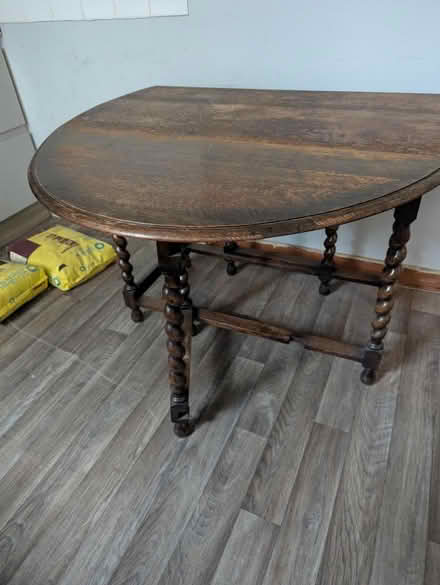 Photo of free Antique Oak Small Drop Leaf Table (Nuneaton CV11) #1