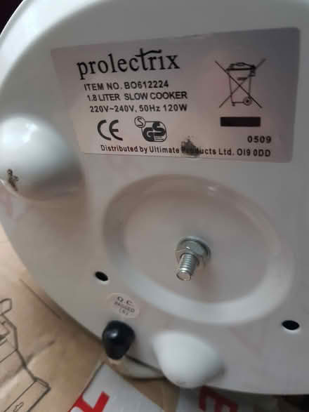 Photo of free crock pot small 1.8 litre (Berkhamsted HP4) #2