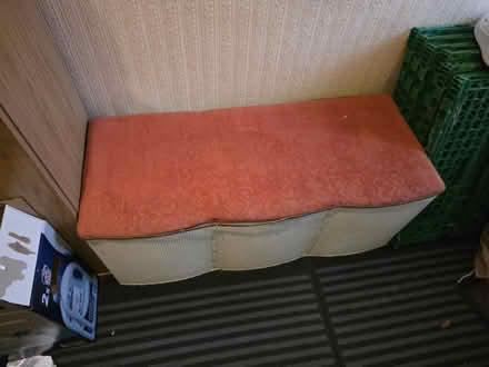 Photo of free Ottoman (Raunds NN9) #2