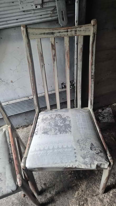 Photo of free Wooden dining table and 6 chairs (Bray Dargle Road) #4