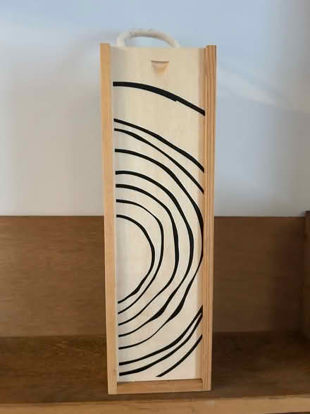 Photo of free Wooden wine bottle box and packing (Diglis WR5) #1