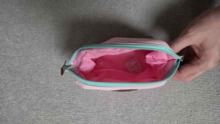 Photo of free Pink Cosmetic / Toiletry Bag with Turquoise Zip (Kidlington OX5) #2