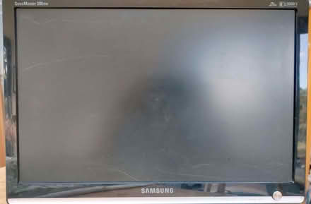 Photo of free 20” (desktop) monitor + wired keyboard + wired mouse (Tiffield NN12) #3