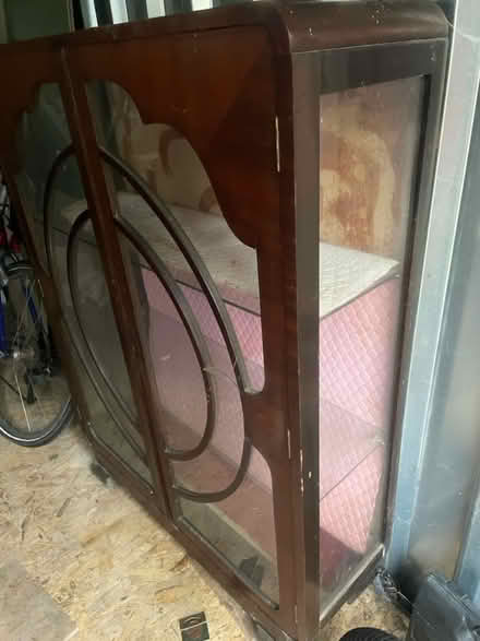 Photo of free Mahogany Edwardian display Cabinet (Alvechurch, B48) #2