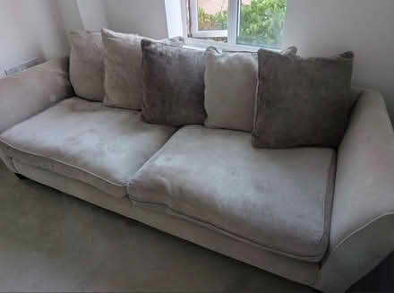 Photo of free 3 seater sofa (Didcot OX11) #1