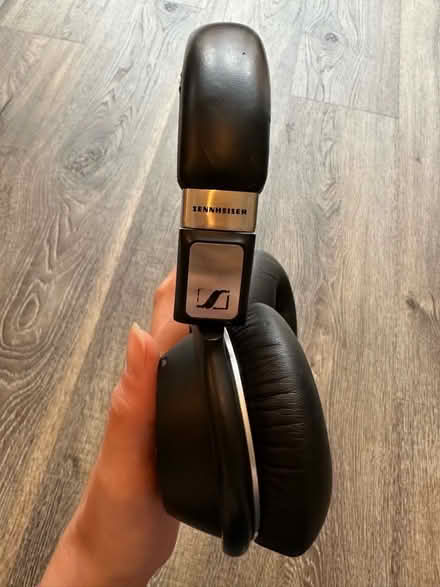 Photo of free Headphones (Weedon NN7) #4