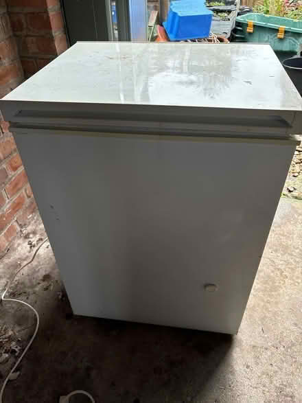 Photo of free Chest freezer - working (Glazebrook, WA3) #2