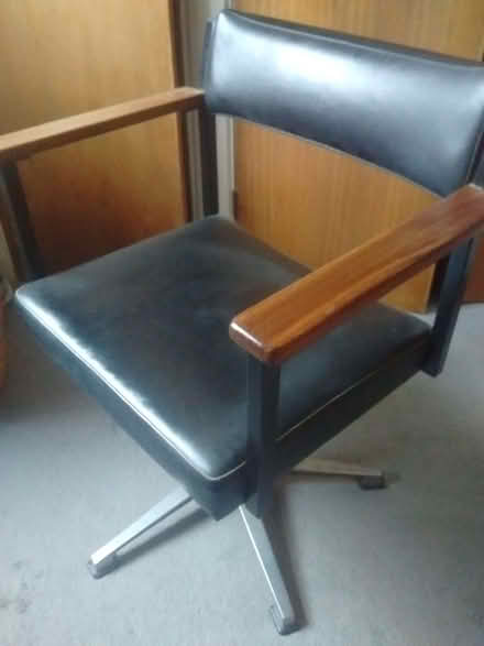 Photo of free Office chair (Linslade LU7) #1