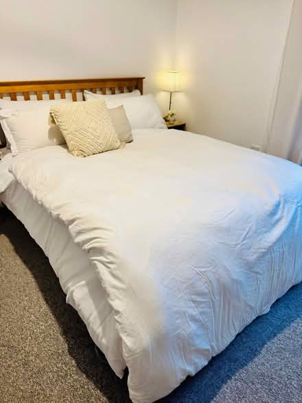 Photo of free Winter duvet with cover -white (Twickenham TW1) #1