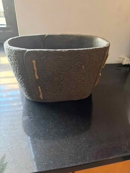 Photo of free White planter for indoor plants (Upper West side. West 83.) #2