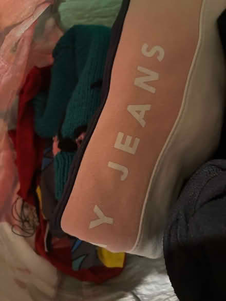 Photo of free Small bag of clothes/accessories for women,unisex kids (Gracemount EH16) #1