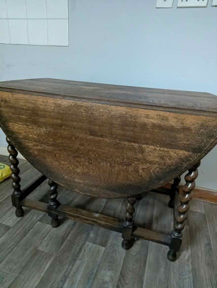 Photo of free Antique Oak Small Drop Leaf Table (Nuneaton CV11) #3