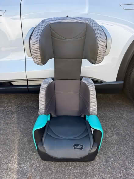 Photo of free Child seat / booster (San Jose West) #2