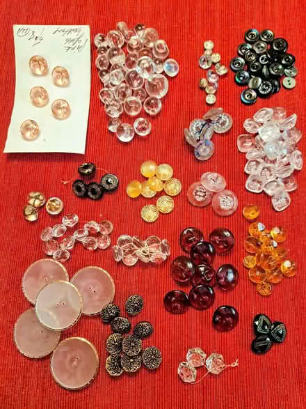 Photo of free Glass & crystal buttons (69th Street, Upper Darby) #1