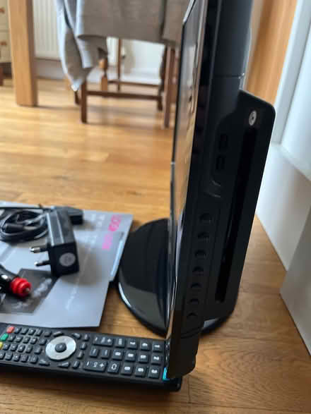 Photo of free Digital TV, built in DVD Player and 12Volt option (Cox Green SL6) #2