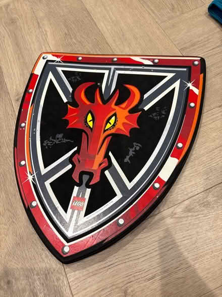 Photo of free Play shield (Tring HP23) #1