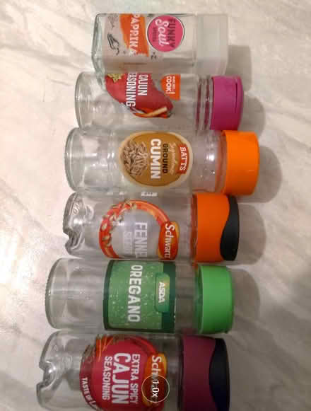 Photo of free 6 x empty spice jars (North Acton) #1