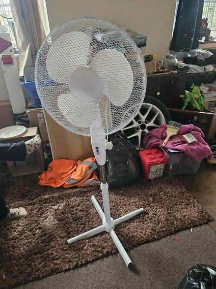 Photo of free Pedestal fan (Smiths Estate OX28) #1