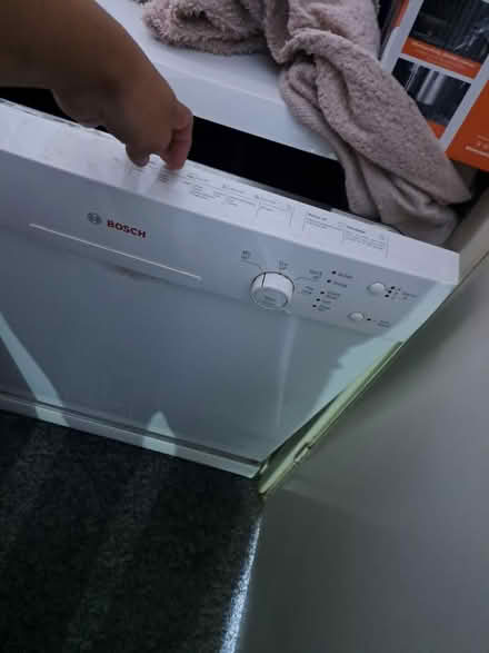 Photo of free Bosch serie 2 dishwasher (Leicester LE2) #2