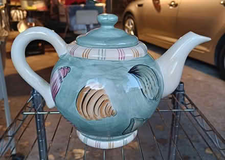 Photo of free Ceramic 'Seashell' Teapot (Ridgefield Park) #2