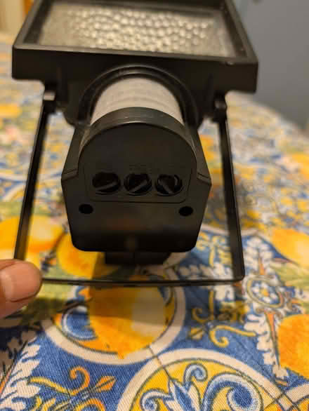 Photo of free Motion-sensitive quartz security light (Old Road OX3) #2