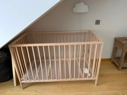 Photo of free Crib (Kilburn Park W9) #2