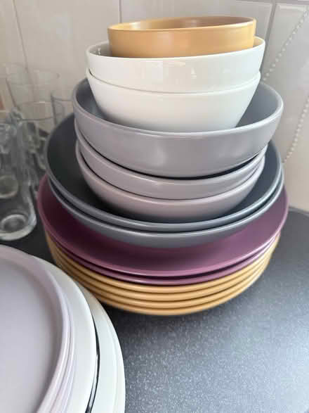 Photo of free Plates and glasses (Fulham SW6) #3