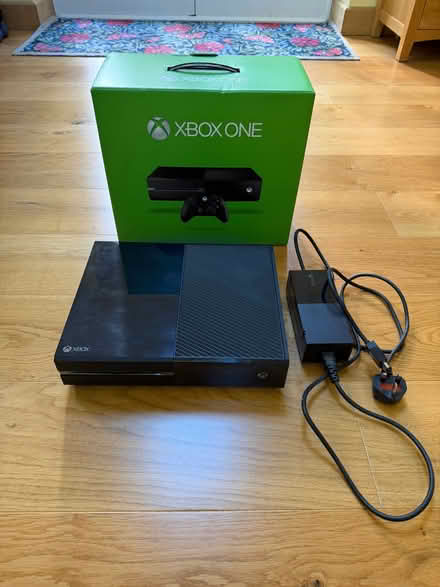 Photo of free Xbox One console and power supply (Priestwood RG42) #1
