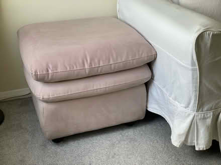 Photo of free “Dusty pink” large bouncy Pouffe (Rochester ME1) #1
