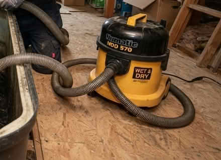 Photo of Wet Vacuum Cleaner (Reading RG1) #1