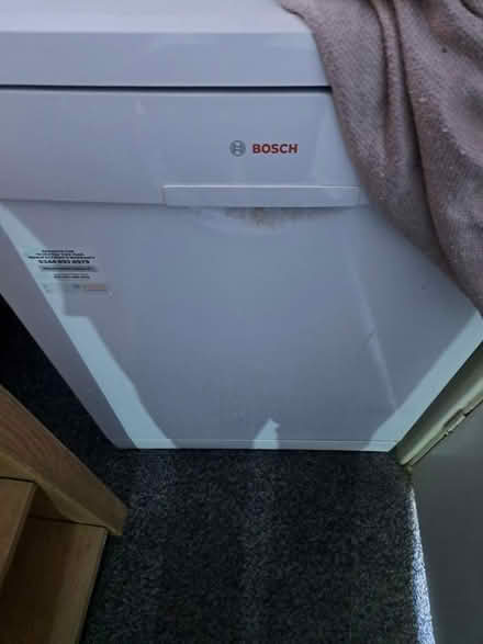 Photo of free Bosch serie 2 dishwasher (Leicester LE2) #4