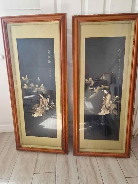 Photo of free 2 pictures with Japanese figures (Round Hill BN2) #1