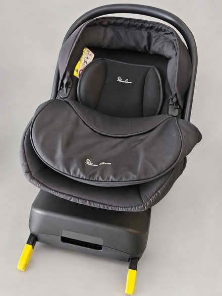 Photo of free Silver Cross Infant Car Seat with Fixed Base (Kingston KT1) #1