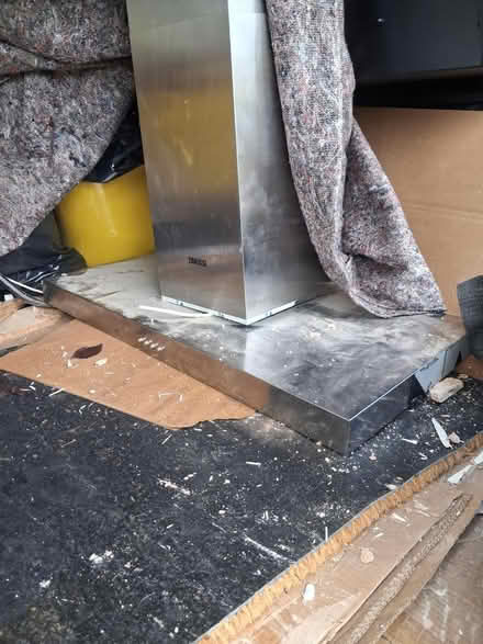 Photo of free Oven and hood (Wimborne,Colehill) #4