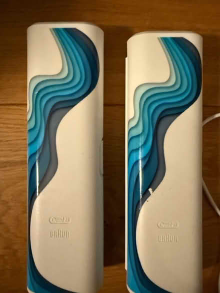 Photo of free Electric toothbrushes +Travel Case (Se15) #1