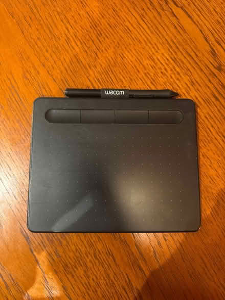 Photo of free Wacom pen and tablet (Ha02nt) #1