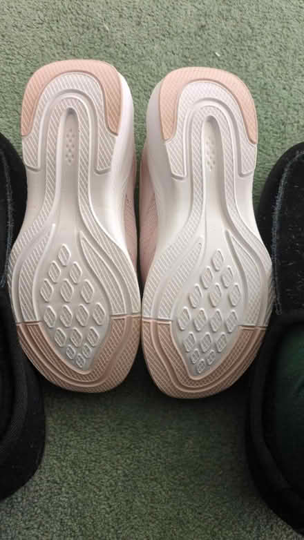 Photo of free Womens/Girls Trainers (Bromley BR1) #3