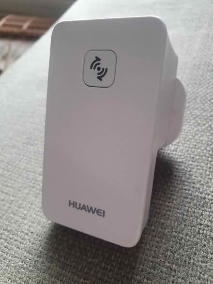 Photo of free Wifi Repeater Plug (Crosspool S10) #1