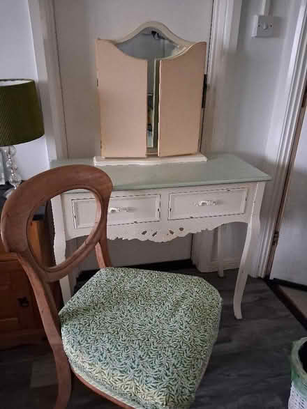 Photo of free Toulouse dressing table, chair and mirror (Irthlingborough NN9) #1