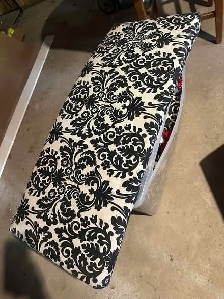 Photo of free Tub of outdoor cushions and pillows (Chicago, 60641) #1