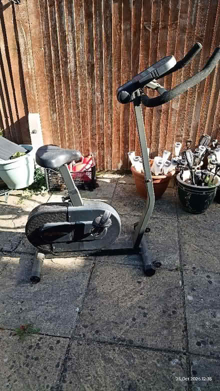 Photo of free Fitness equipment (Totteridge HW HP13) #1