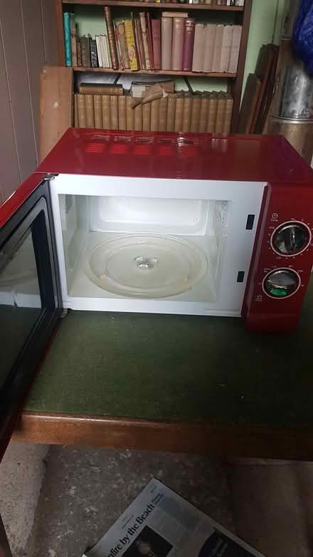 Photo of free Small Microwave (Swyre DT2) #4