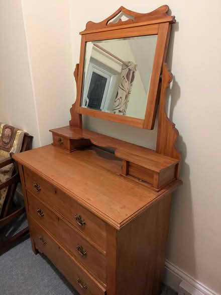 Photo of free Victorian dressing table, oak (Tewkesbury GL2) #1