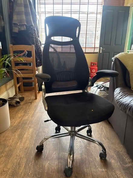 Photo of free Desk chair (Feltham TW14) #1