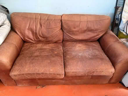 Photo of free sofa (Tiverton CW6) #1