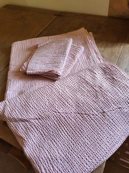 Photo of free Double Duvet Cover & Pillow Cases (Bayston Hill SY3) #1