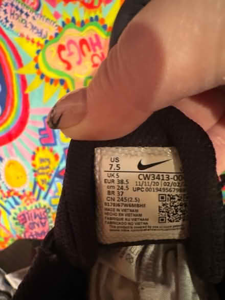 Photo of free Nike DOWNSHIFTER size 5 (Edinburgh EH8) #1