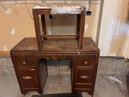 Photo of free Handy desk or Shabby Chic (Kanata) #3